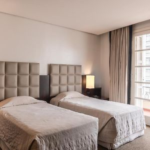 Habitación Estándar con 2 Camas Individuales